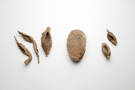 Holly Story, Beeliar Skins, 2016, jute string, 5 components, approx. 10 x 40cm