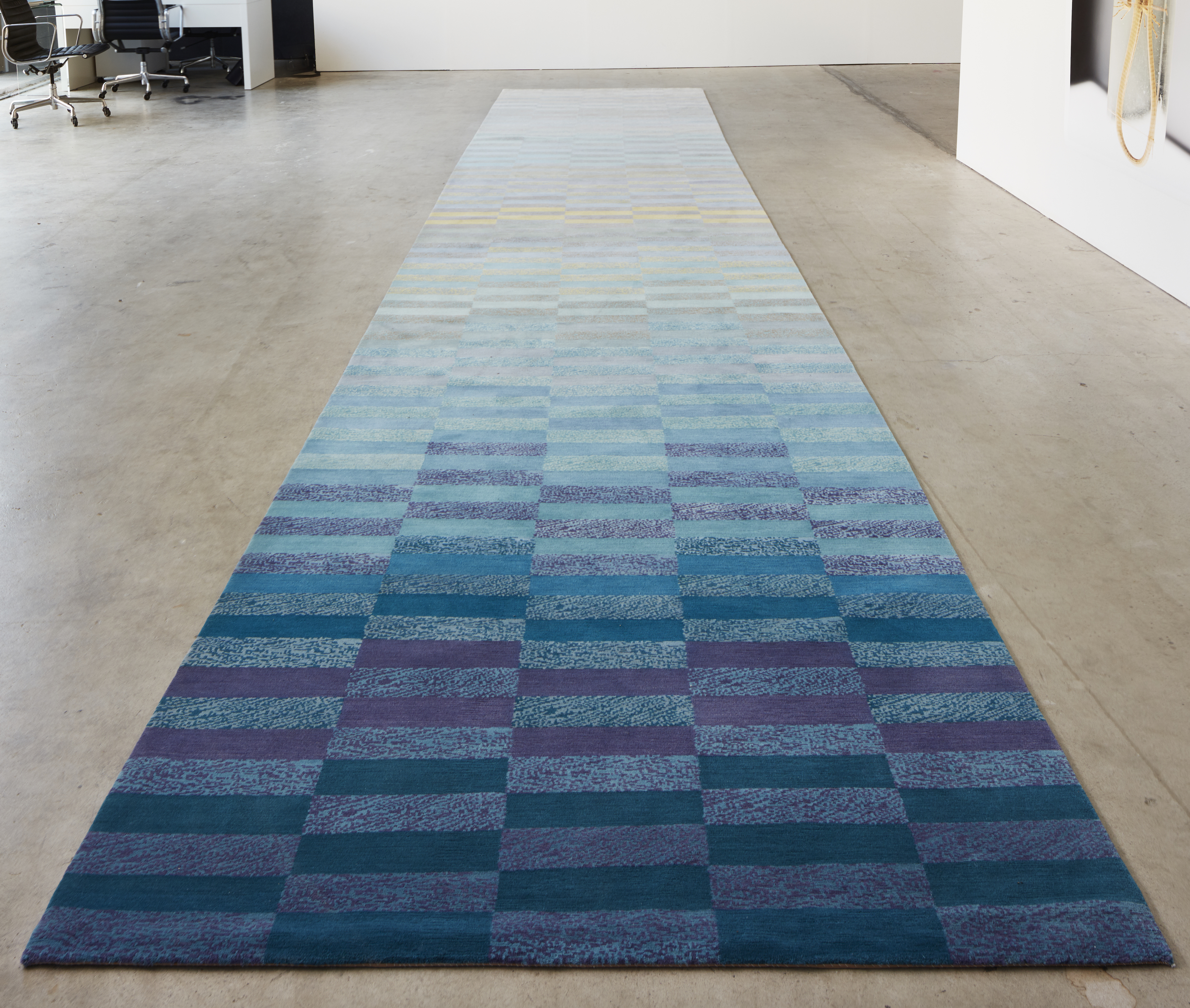 Eveline Kotai, Strip to Stripe Carpet 2018, Tibetan sheep wool, 750 x 150cm