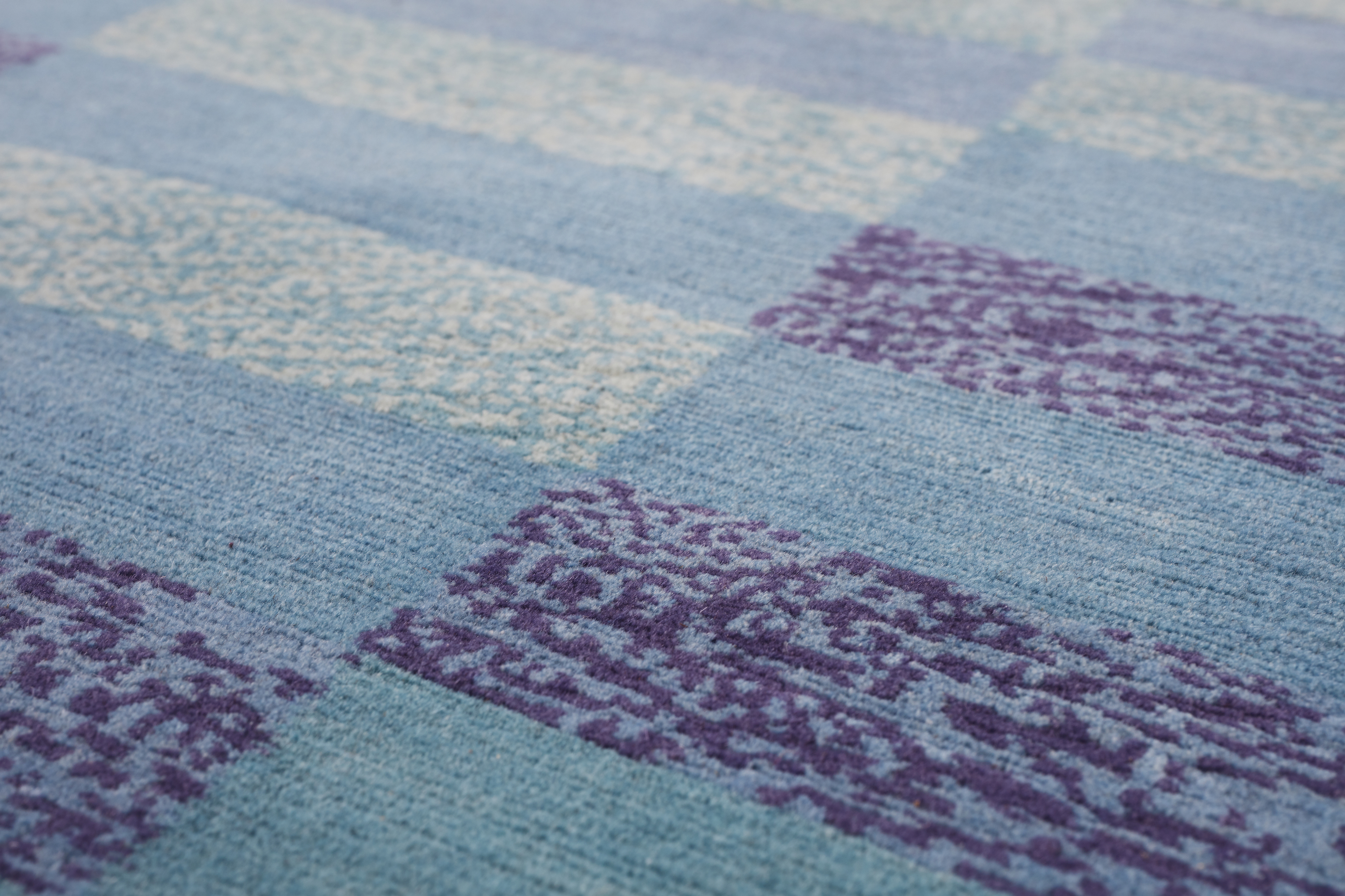 Eveline Kotai, Strip to Stripe Carpet 2018, Tibetan sheep wool, 750 x 150cm (detail)