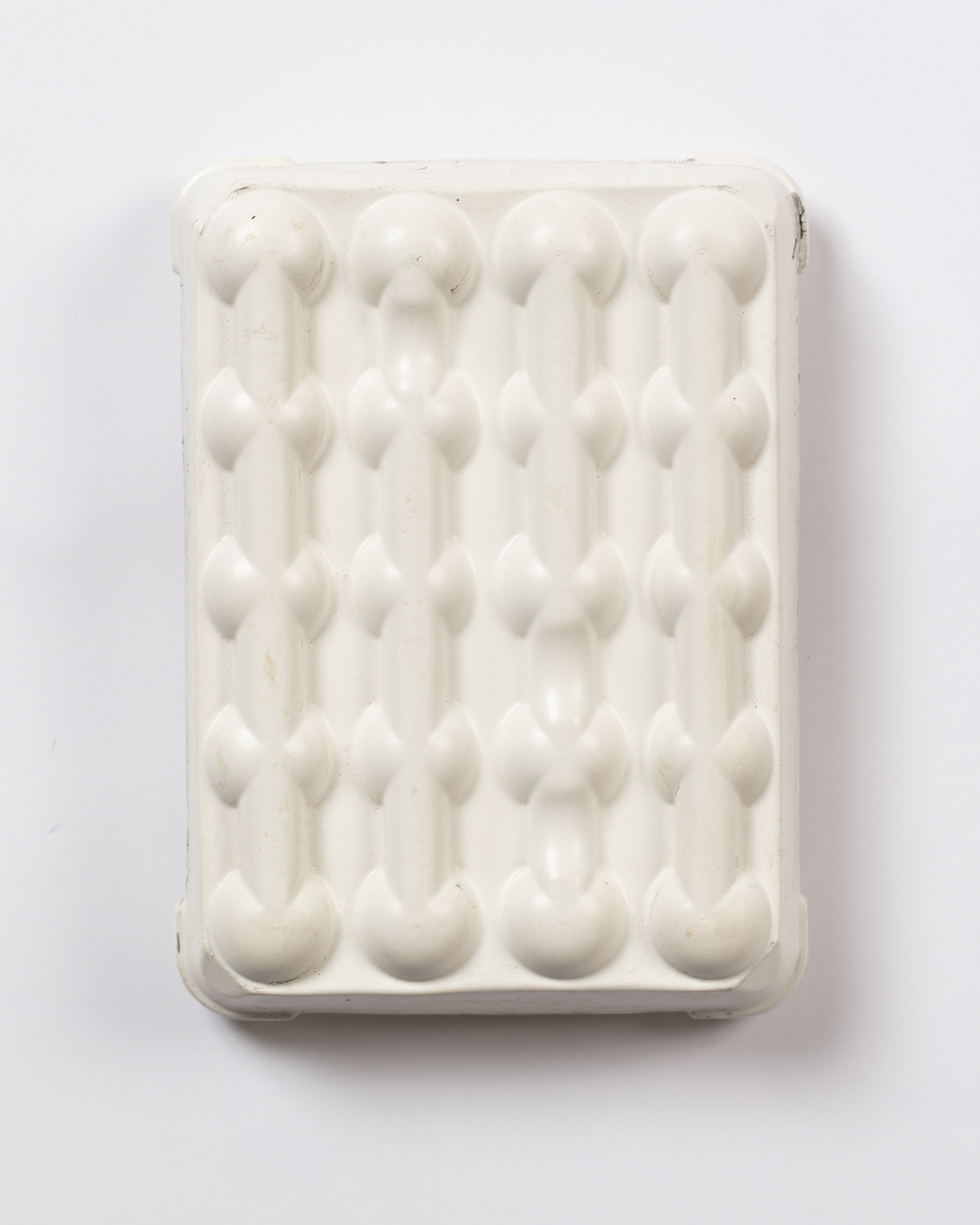 Andre Lipscombe, White Painting, 2019, acrylic paint, 18.5 x 13.5 x 3cm