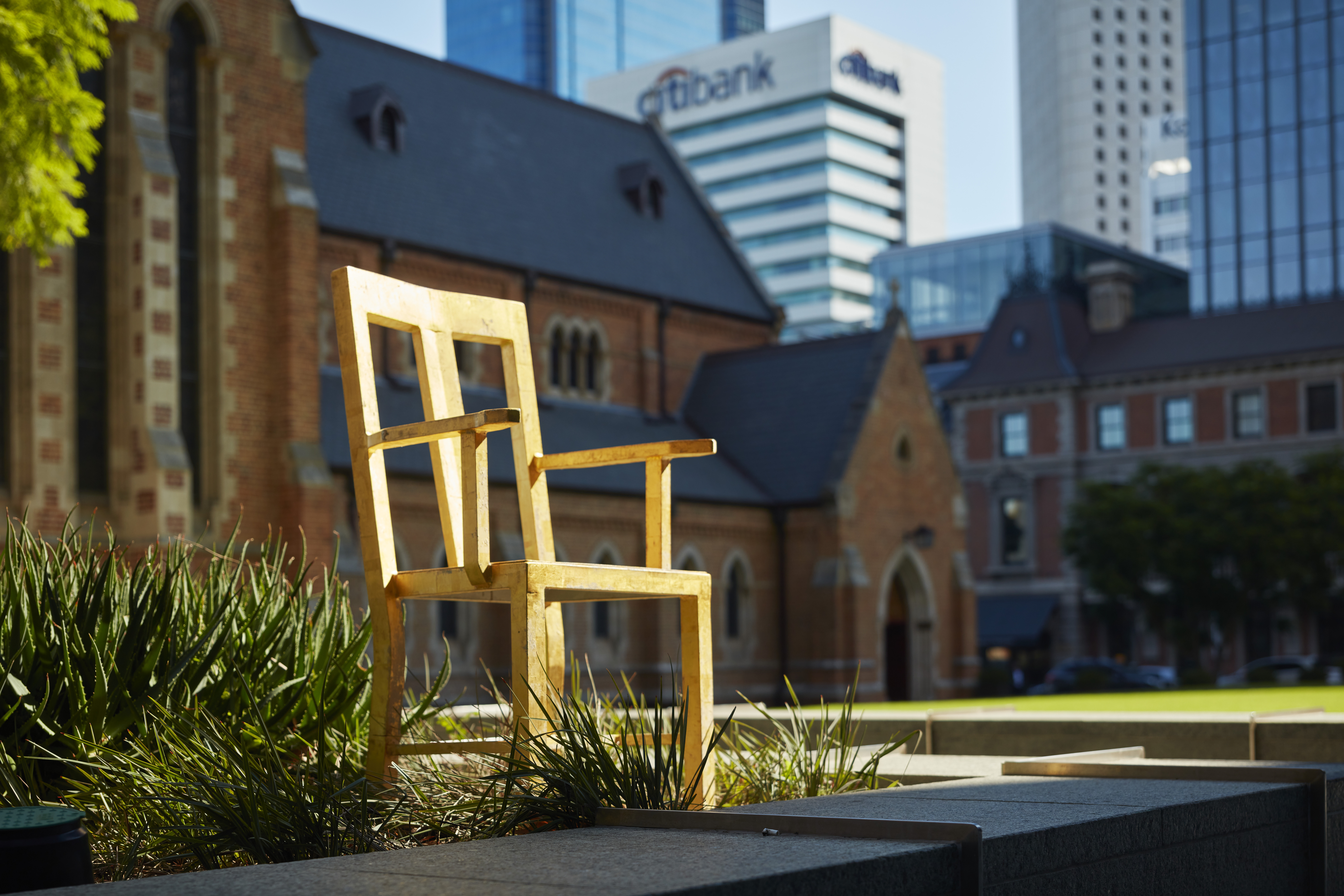 Olga Cironis, Hush, 2020, aluminium and gold leaf, 130 x 29 x 45cm. Acorn Photo