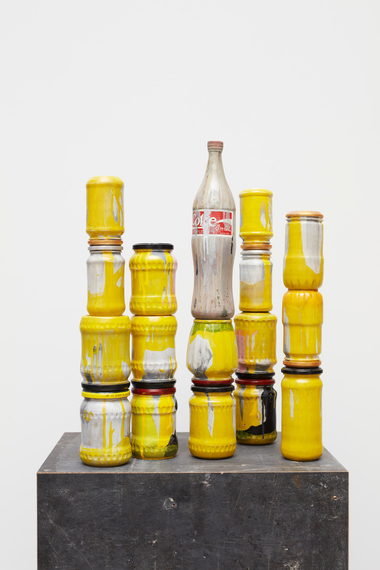 Jurek Wybraniec, Untitled, 2015, wood and polymer paint, dimensions variable. Acorn Photo (2)