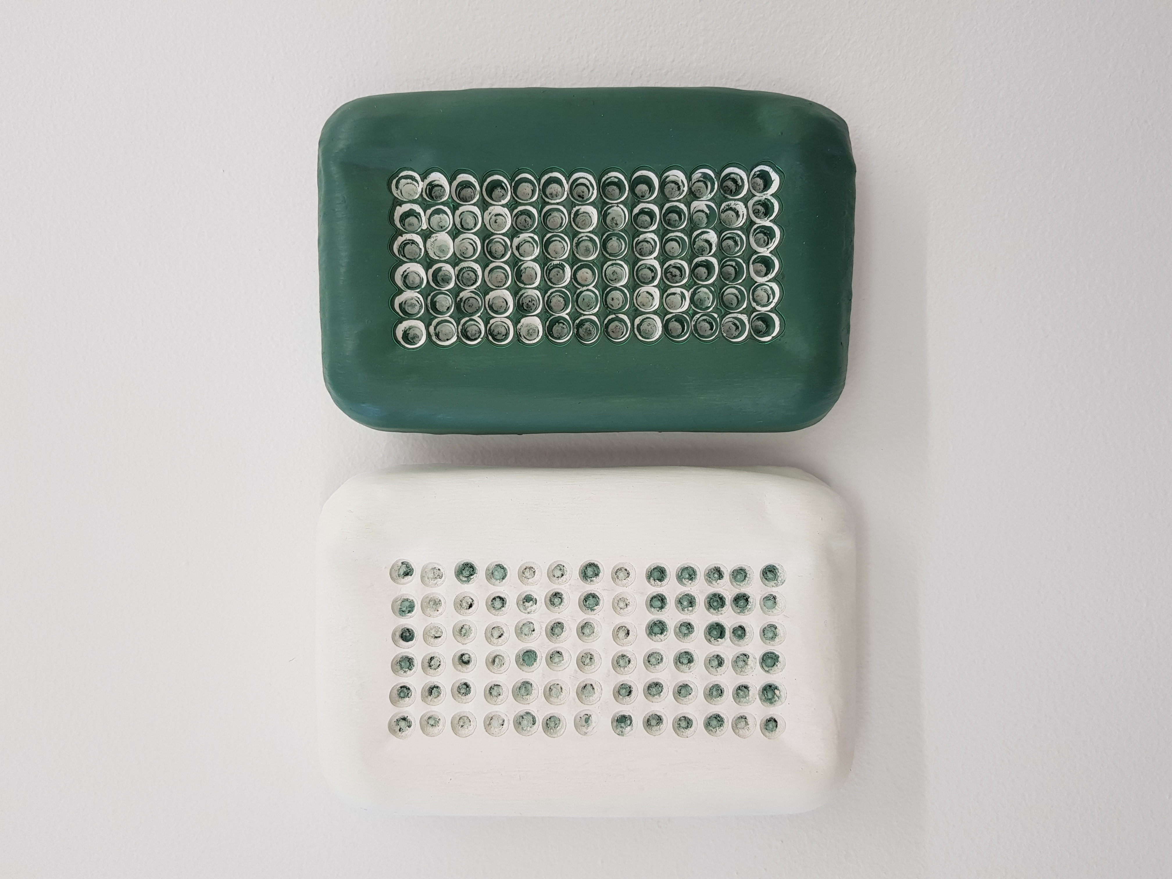 Andre Lipscombe, Twin Paintings (Green and White), 2019-20, acrylic paint, 18 x 25 x 3cm