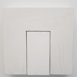 Theo Koning, Gateway, 2021, gesso on wood, 17.5 x 18 x 3cm