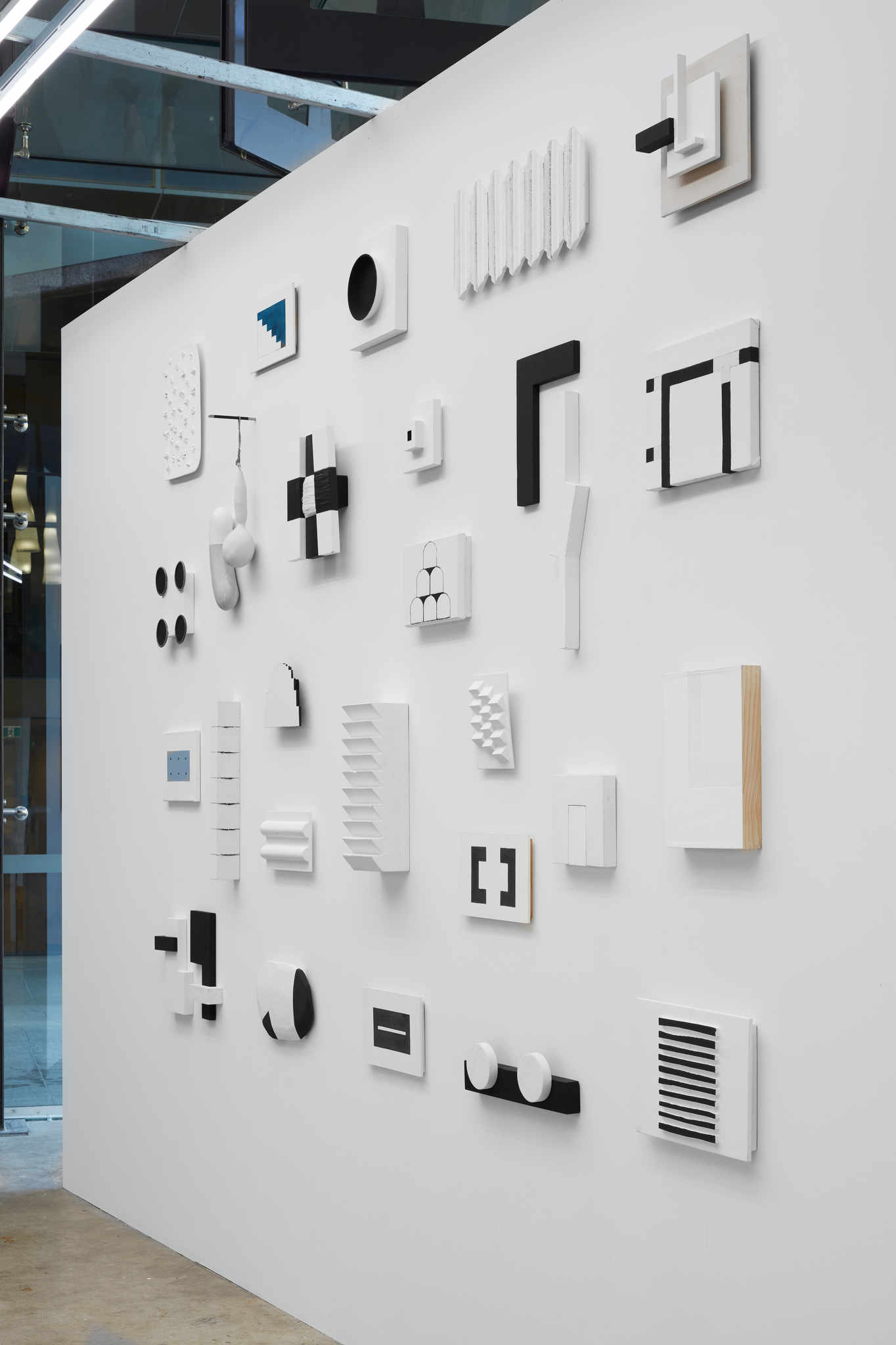 Theo Koning, Mono no aware, 2022, installation view, Art Collective WA Perth. Acorn Photo (7)