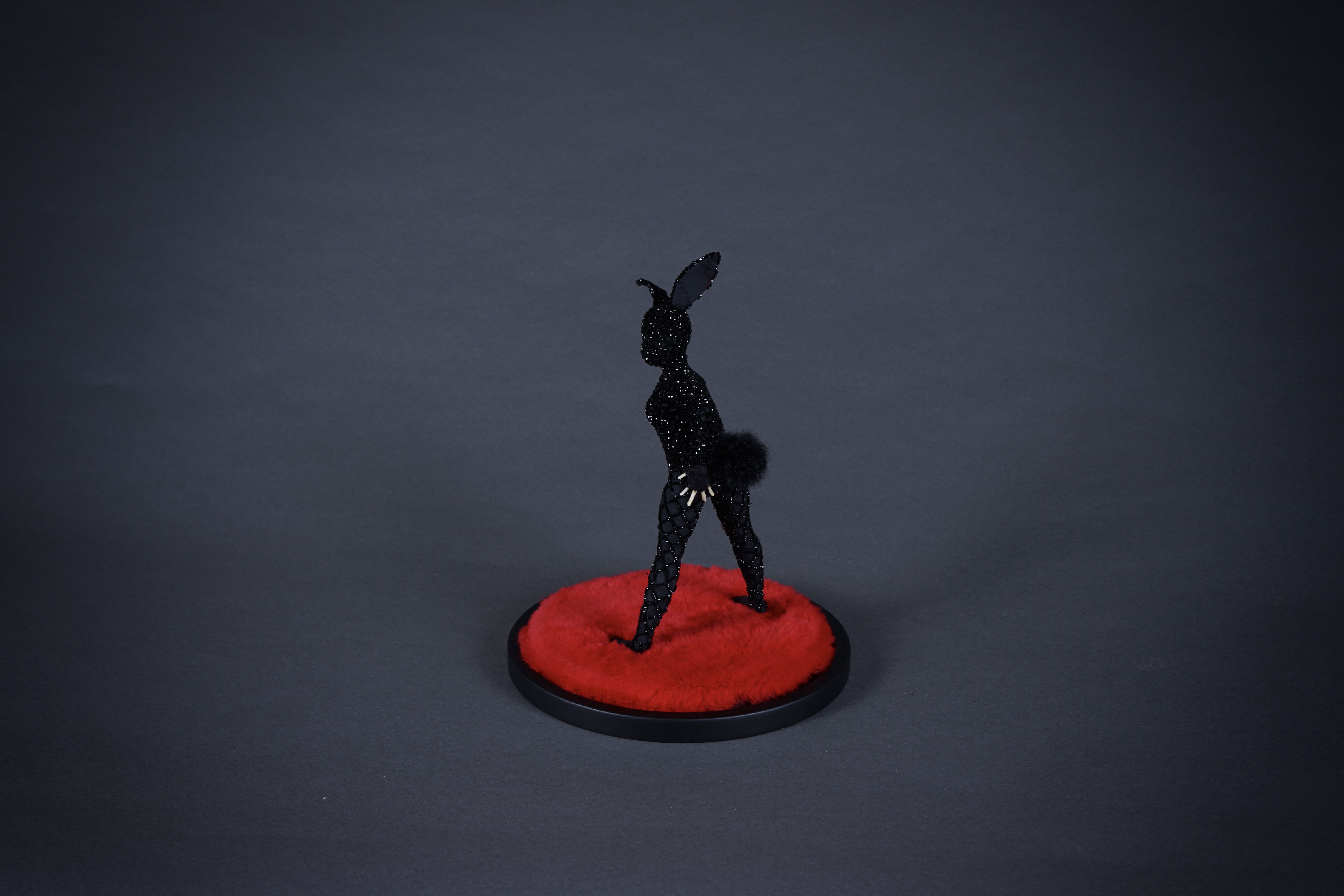 Linde Ivimey, Cashleigh, 2022, mixed media, 34 x 19 x 9.5cm