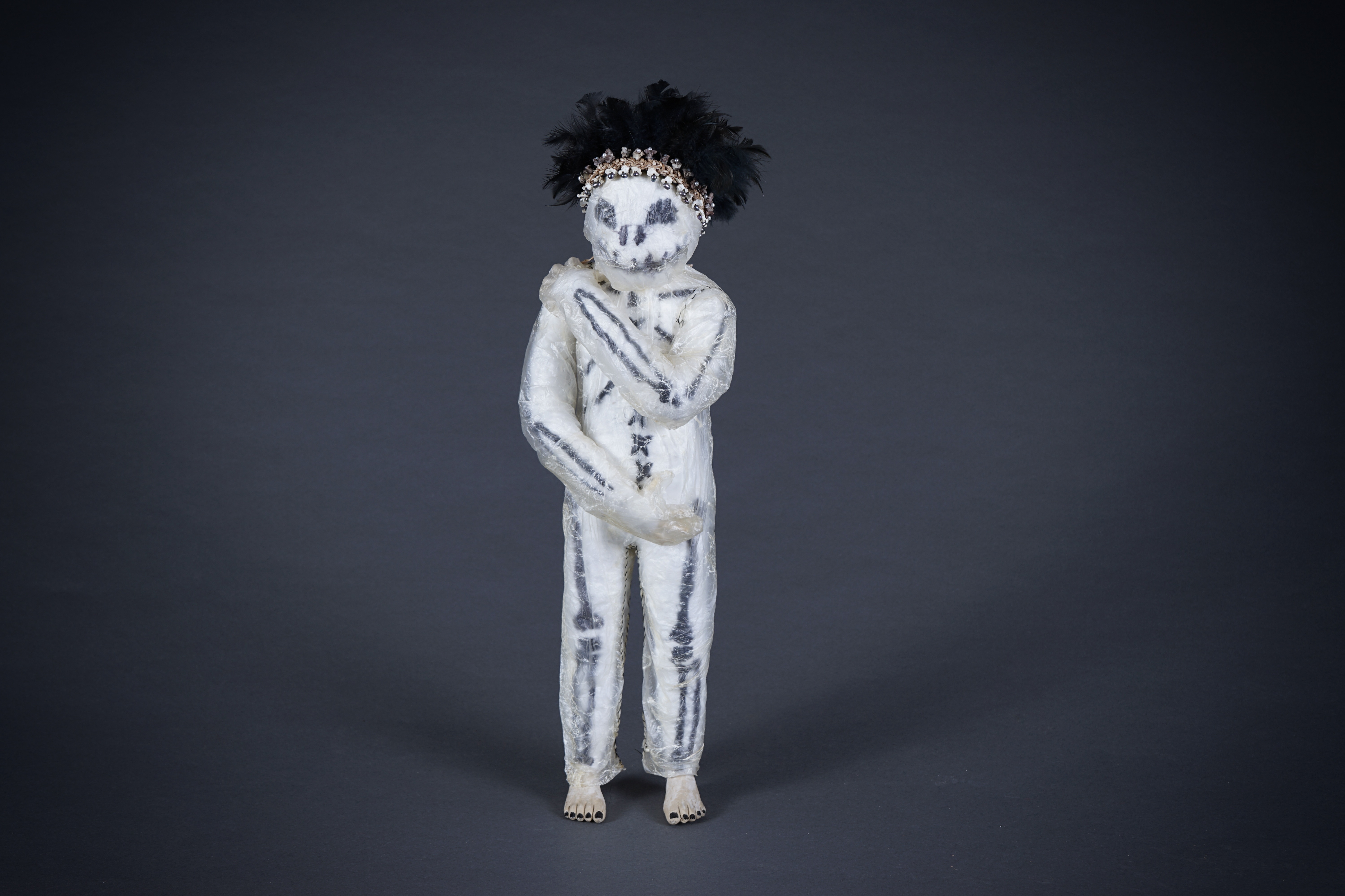 Linde Ivimey, Sacchuro Mortis, 2018, mixed media, 70 x 20 x 15cm