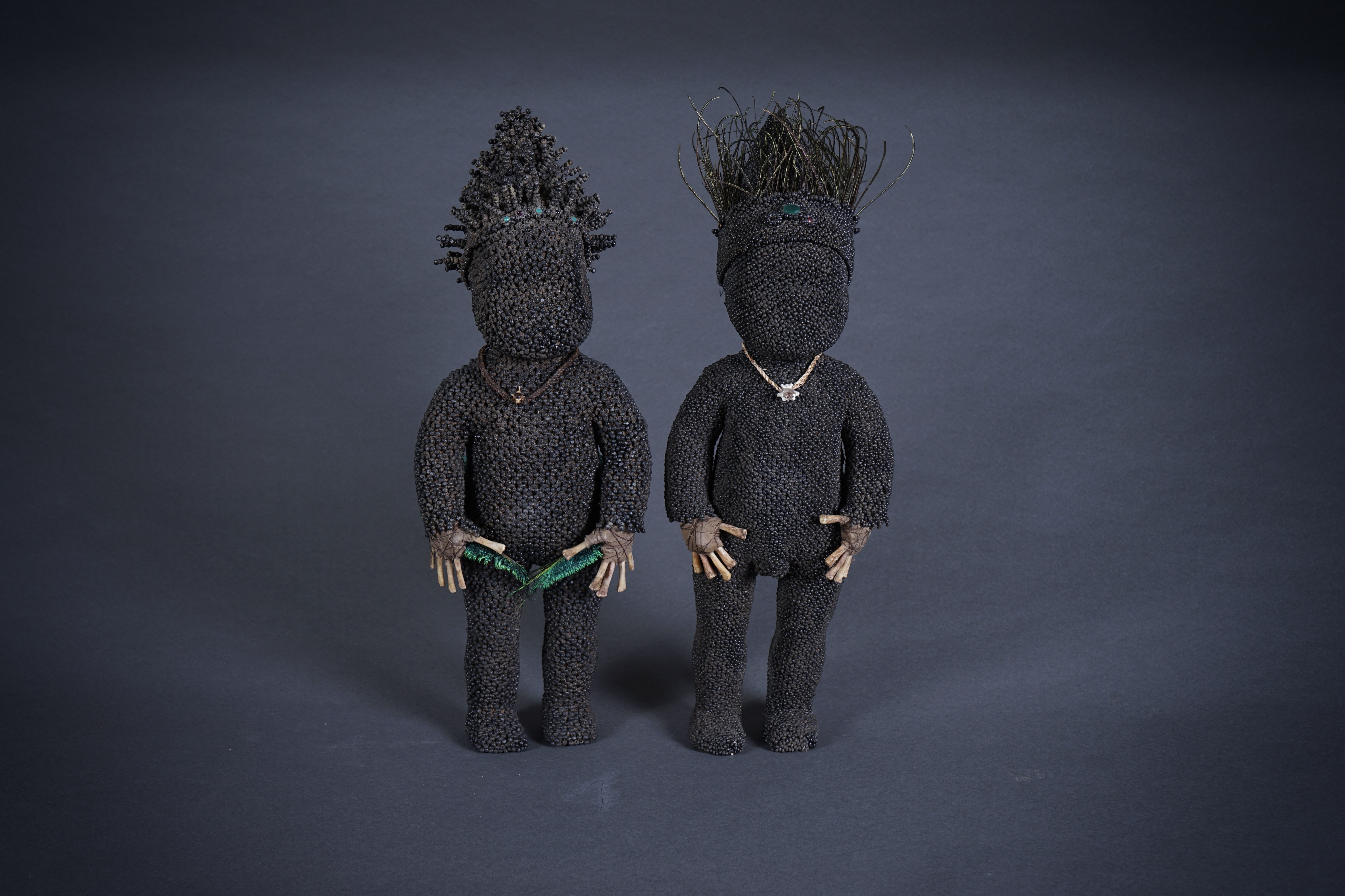 Linde Ivimey, Regina et Rex Omnia (Queen & King of Everything), 2022, mixed media, 52 x 18 x 15cm and 53 x 18 x 15cm