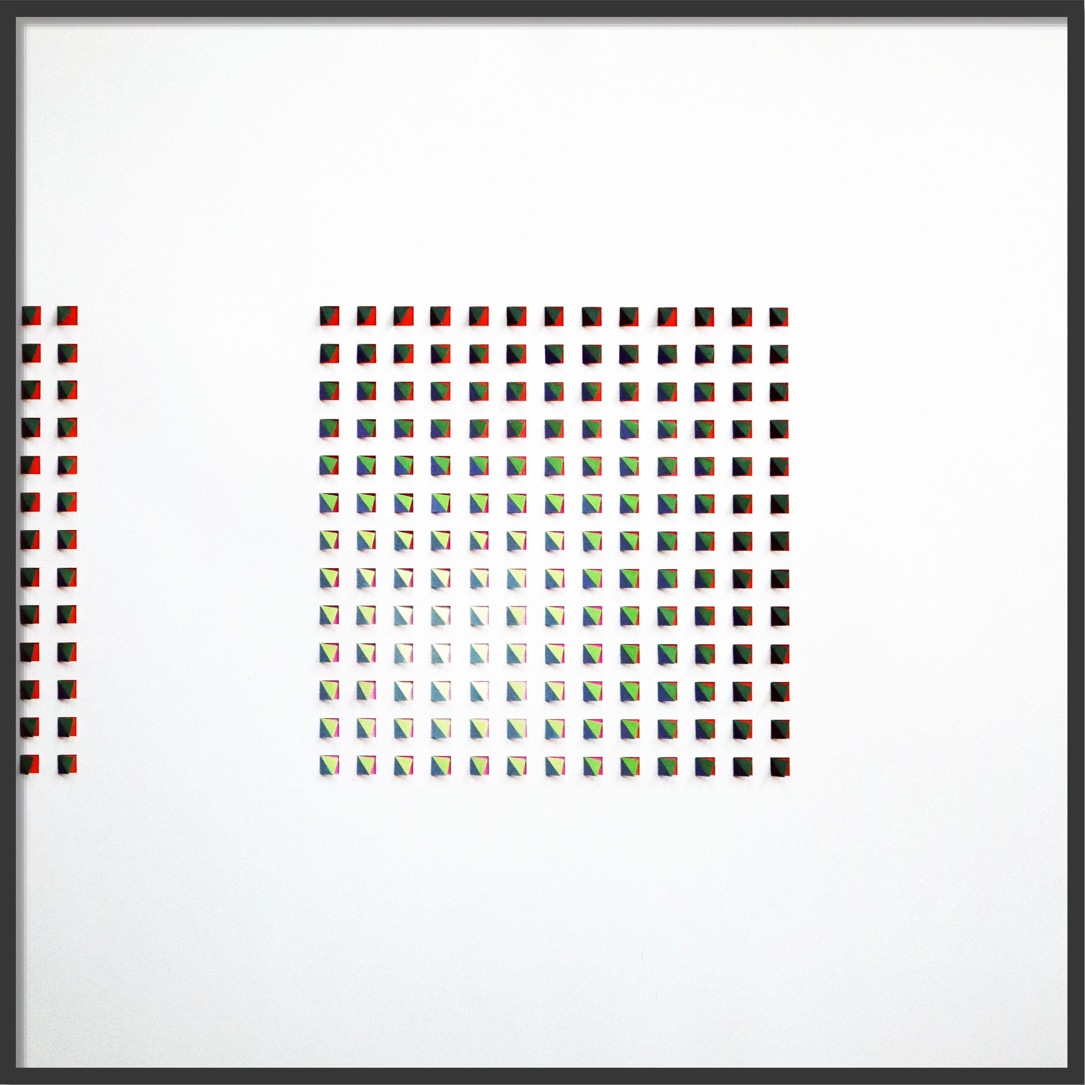 Sarah Thornton-Smith, Dis-connected, 2019, gouache on paper, 61 x 61cm