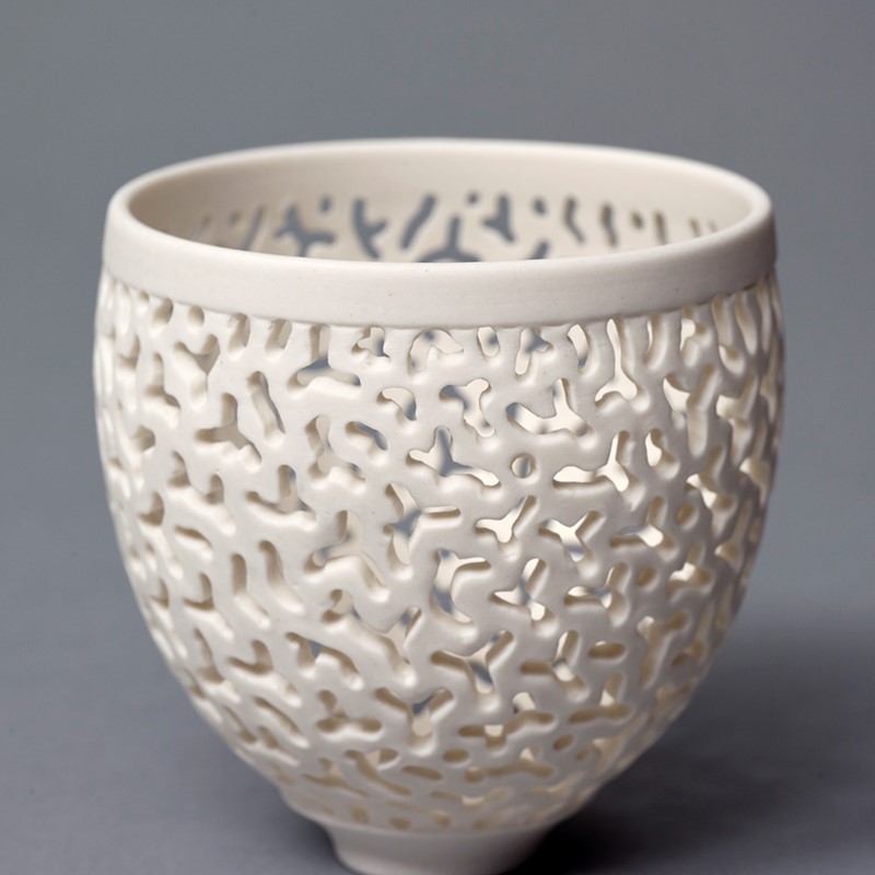 Etched Vessel 2, 2022, Cool Ice porcelain, 8.6 x 8.8cm