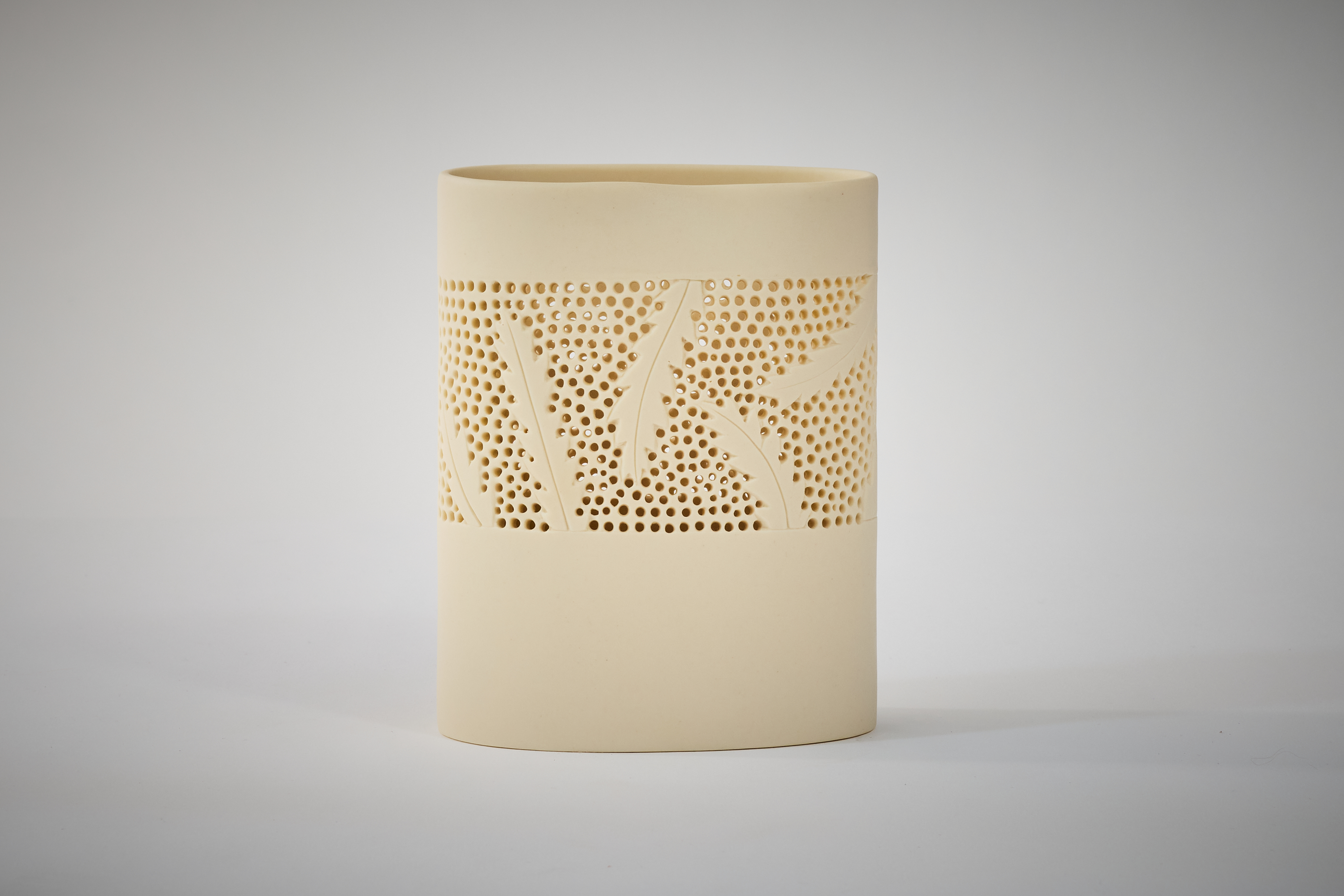 Sandra Black, Banksia Leaf Vessel 2, 2019, porcelain, 1.8 x 10.5 x 6.3cm