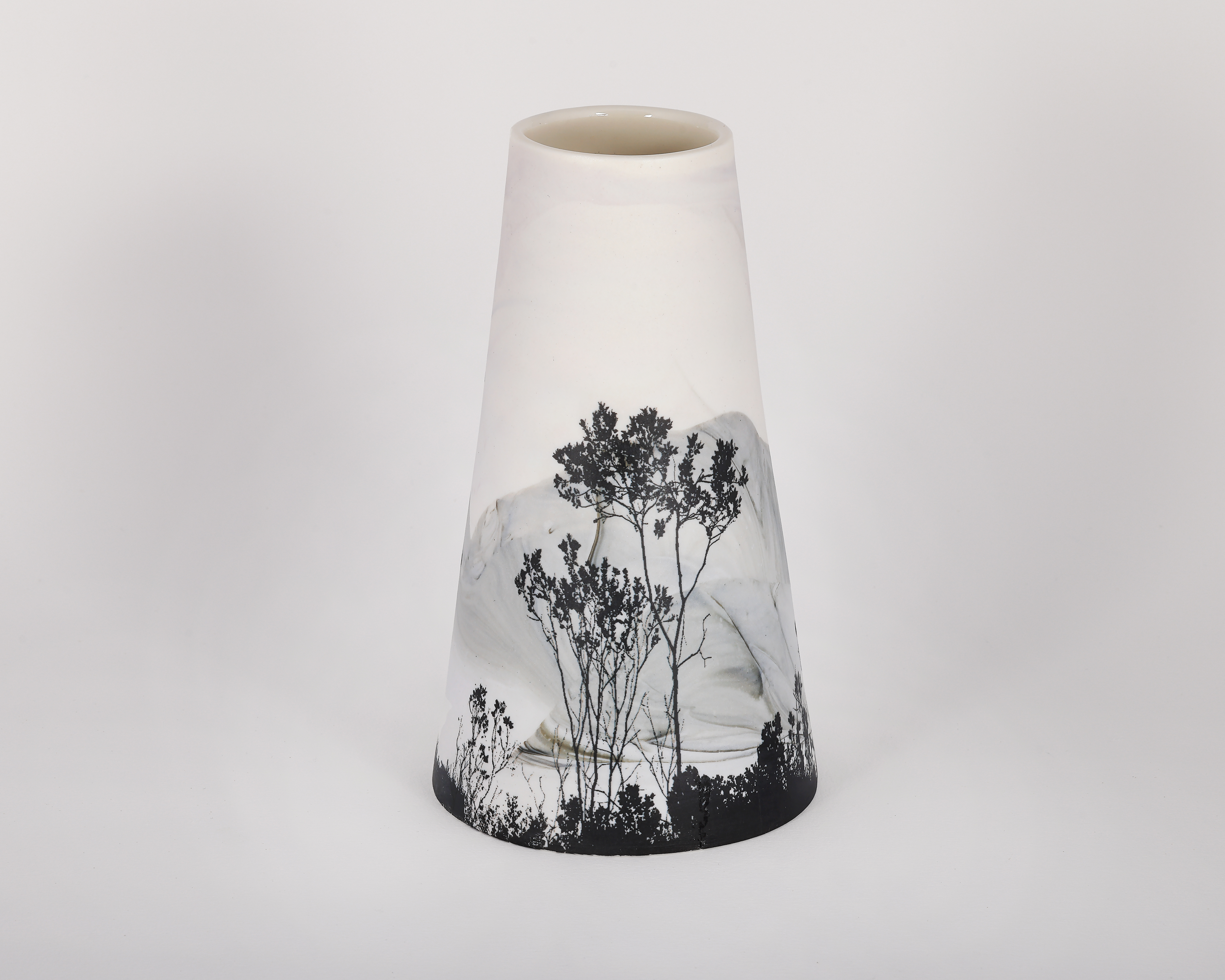 Sandra Black, Chester Pass Road 2, 2025, porcelain, 18 x 10cm
