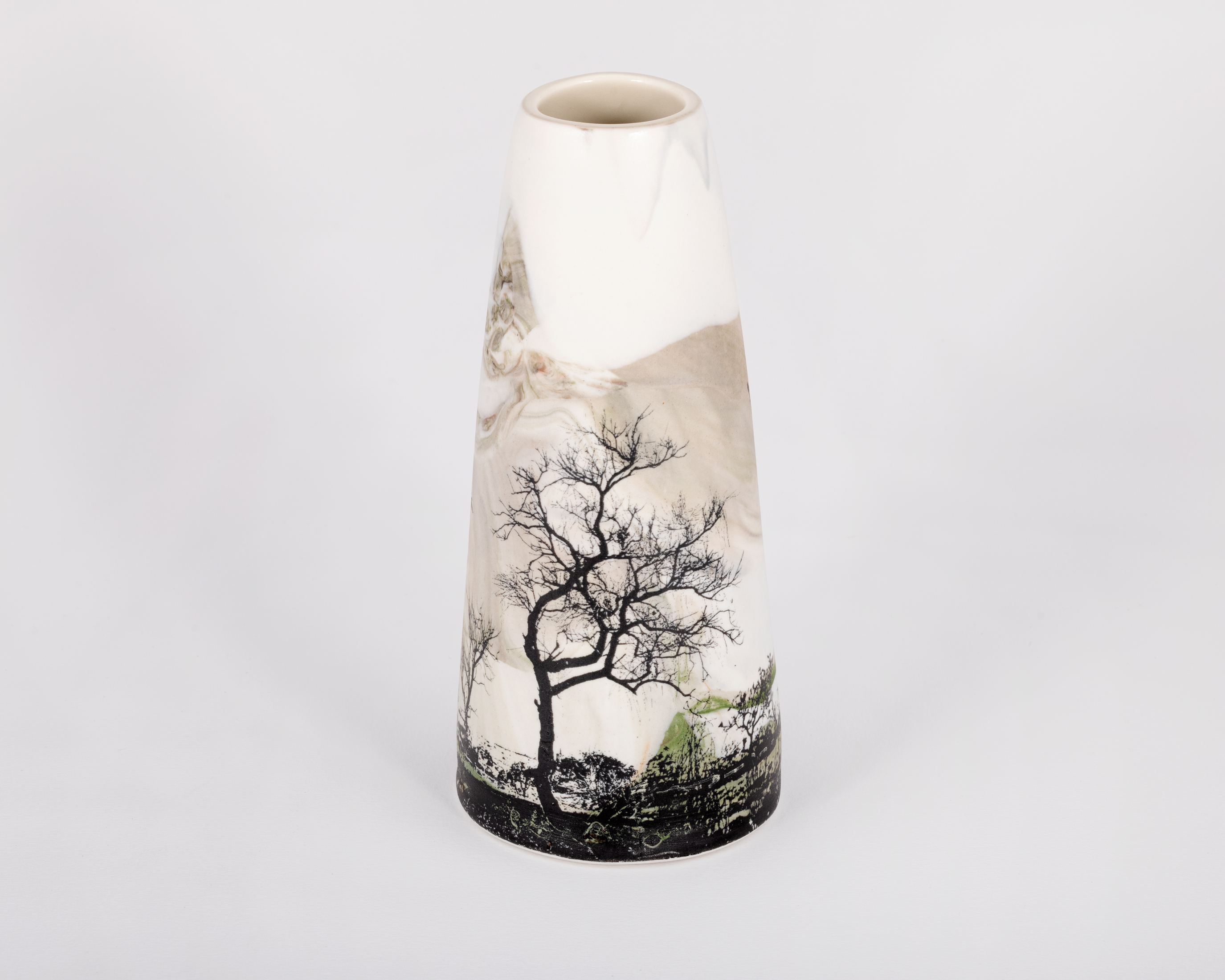 Sandra Black, Road to Millstream 3, 2025, porcelain, 18.9 x 8.4cm