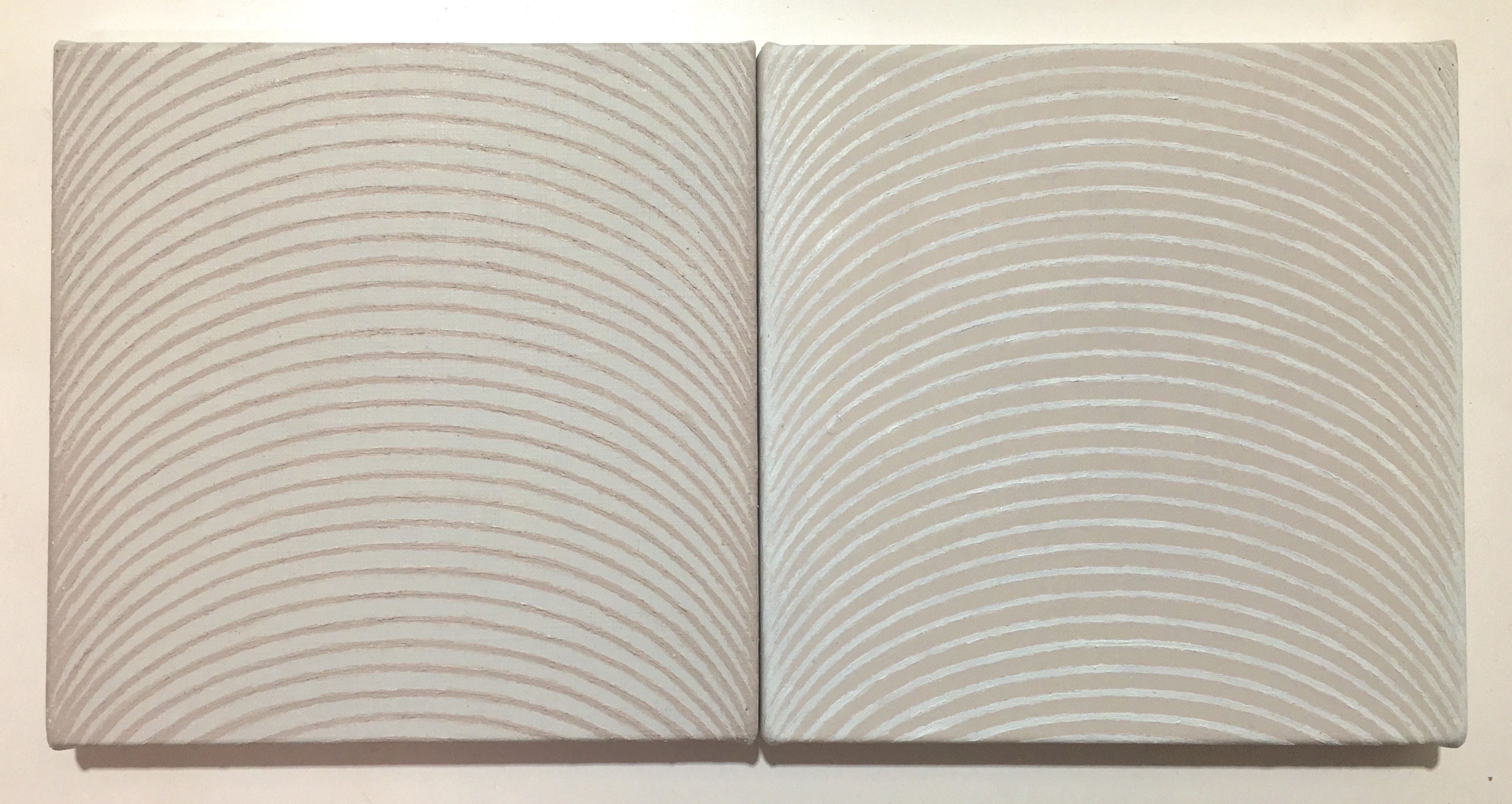 Helen Smith, Arc Drawing #6, 2025, oil on canvas, 20 x 40cm (2 panels)