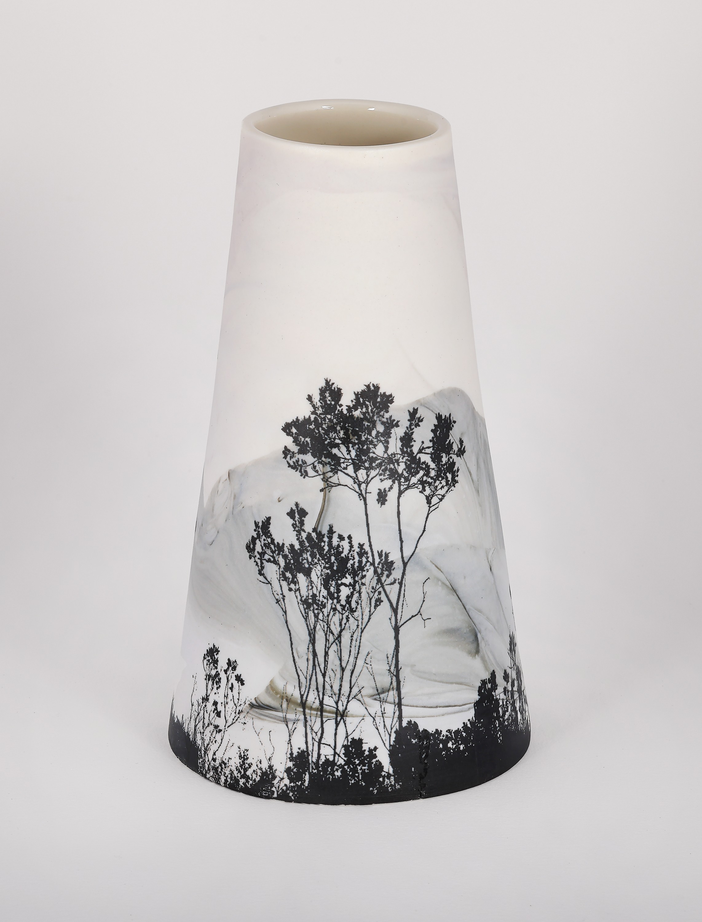 Sandra Black, Chester Pass Road 2, 2025, porcelain, 18 x 10cm